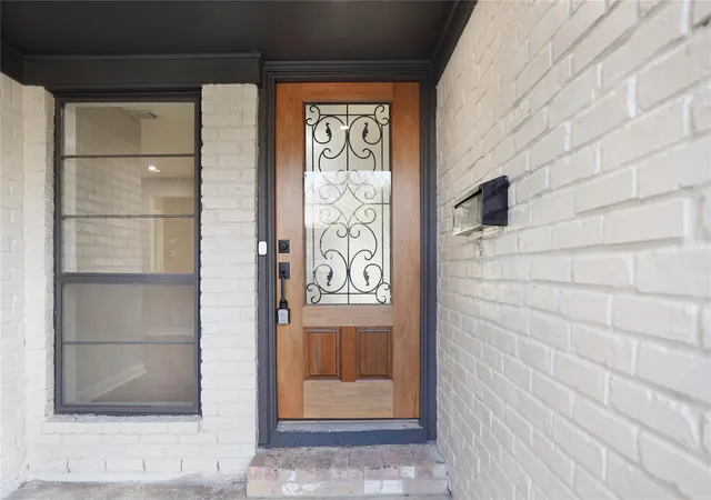 3rd image of 11822 S Perry Ave, Houston, TX 77071 | MLS# 76144290