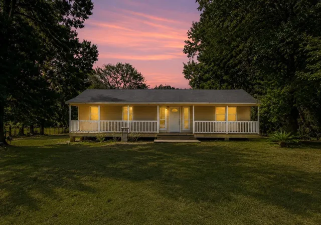 1st image of 31 Elendor Dr, Cleveland, TX 77328 | MLS# 16194734