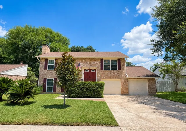 Photo 1 of Single family home for sale at 15219 Mcconn St, Houston, TX 77598 | MLS# 29035450 | Listing updated on 2026-08-28