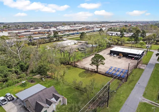 Photo 3 of Land for sale at 0 Elbert St, Houston, TX 77028 | MLS# 40034042 | Listing updated on 2026-03-26