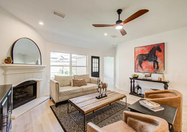Photo 1 of Single family home for sale at 2030 Creek Shore Ln, Pearland, TX 77581 | MLS# 86302813 | Listing updated on 2026-09-13