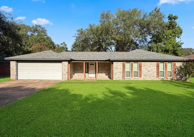 1st image of 1809 N Valderas St, Angleton, TX 77515 | MLS# 82461632