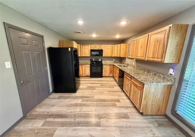 5th image of 1809 N Valderas St, Angleton, TX 77515 | MLS# 82461632