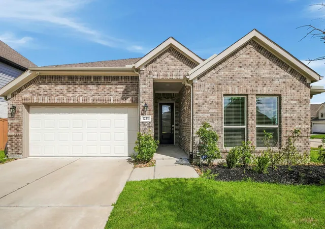 Photo 1 of Single family home for sale at 12331 English Mist Dr, Houston, TX 77044 | MLS# 41869817 | Listing updated on 2026-09-19