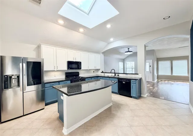 Photo 4 of Single family home for sale at 13822 Parkers Cvs Ct, Houston, TX 77044 | MLS# 78553696 | Listing updated on 2026-08-29