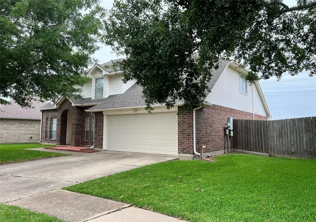 Homes for sale in Kemah, TX | 510 Oak Briar Dr, Kemah, TX 77565 | MLS# 2436164