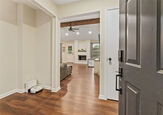 2nd image of 3404 Surrey St, Baytown, TX 77521 | MLS# 37577961