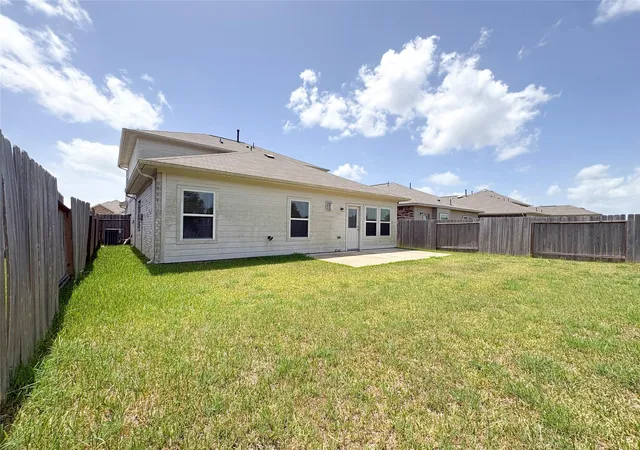34th image of 140 Kelly St, Angleton, TX 77515 | MLS# 82780196
