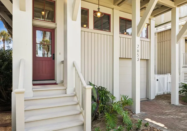 Photo 2 of Single family home for sale at 2653 E Seaside Dr, Galveston, TX 77550 | MLS# 70859669 | Listing updated on 2026-06-05