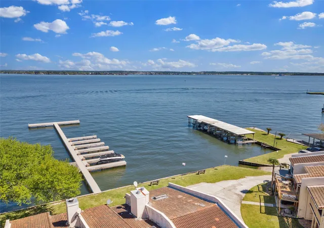 1st image of 35 Regency Pt, Montgomery, TX 77356 | MLS# 80478426