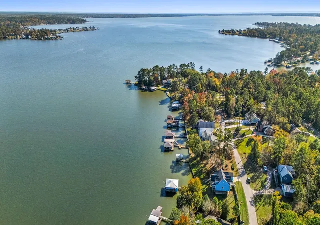 15th image of 592 Lakefront Dr, Onalaska, TX 77360 | MLS# 34263429