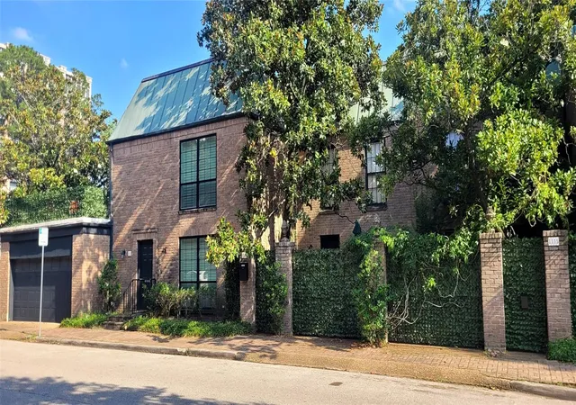 1st image of 1111 Autrey St #5, Houston, TX 77006 | MLS# 52292664