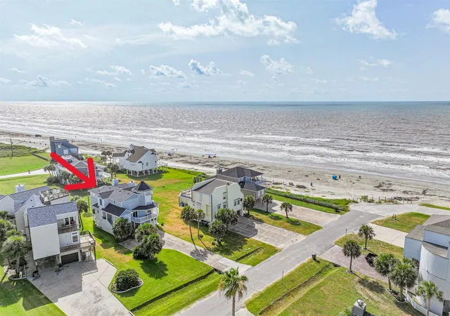 Photo 4 of Single family home for sale at 4210 Sand Crab, Galveston, TX 77554 | MLS# 69511228 | Listing updated on 2026-08-20