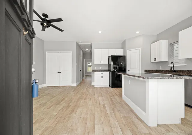 3rd image of 4651 Mallow St, Houston, TX 77051
