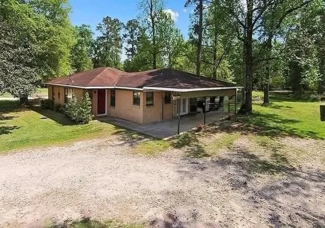 3rd image of 16211 Hwy 105, Cleveland, TX 77327 | MLS# 8073015