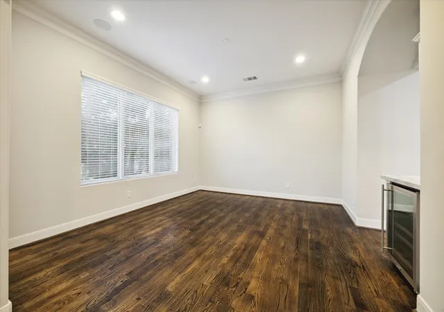 5th image of 6008 Potomac Park Dr, Houston, TX 77057 | MLS# 95702977