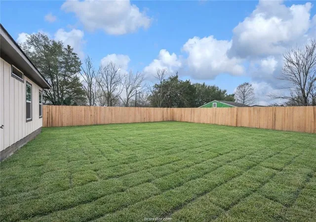 22nd image of 203 Lock Ln, Bryan, TX 77803 | MLS# 38767703