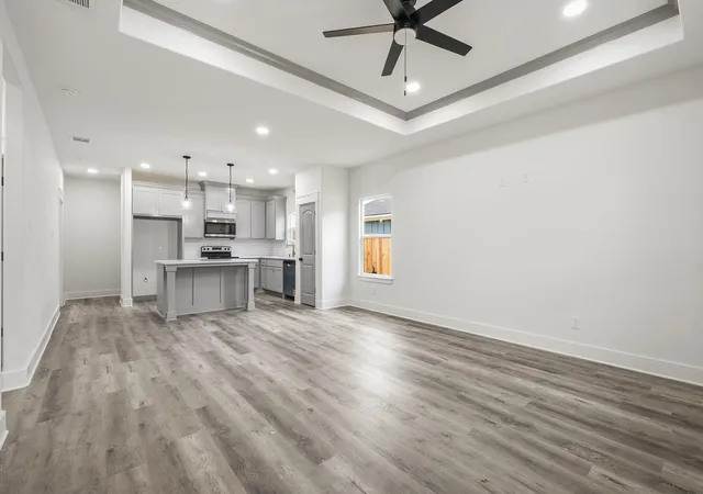 4th image of 203 Lock Ln, Bryan, TX 77803 | MLS# 38767703