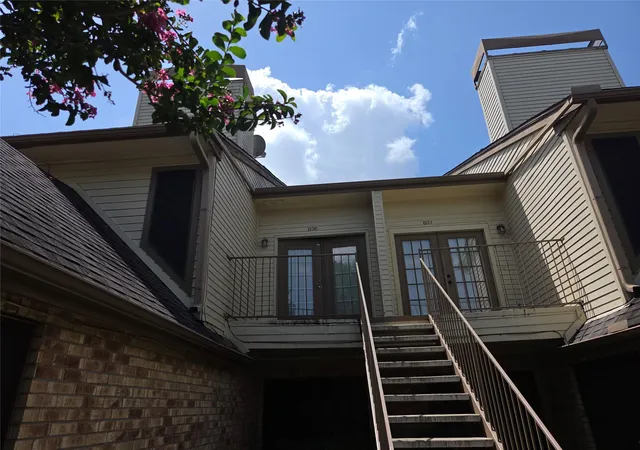 Photo 4 of Sale Pending at 2425 Holly Hall St #B36, Houston, TX 77054 | MLS# 22062454 | Listing updated on 2026-09-21