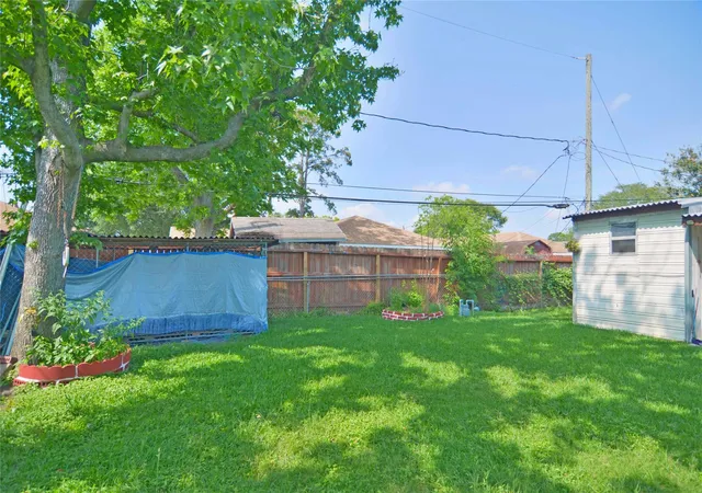 Homes for sale in Pasadena, TX | 2719 Sweetgum St, Pasadena, TX 77502 | MLS# 30975888