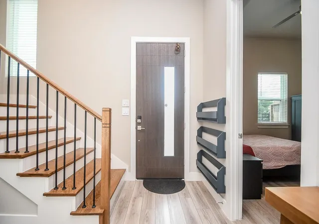 Photo 4 of Single family home for sale at 1952 Purswell Rd, Houston, TX 77055 | MLS# 33263115 | Listing updated on 2026-07-20