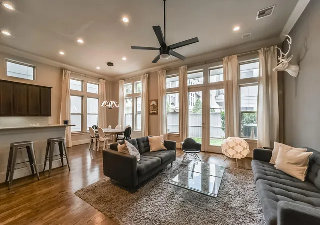 5th image of 5715 Arabelle Lake St, Houston, TX 77007 | MLS# 39356162