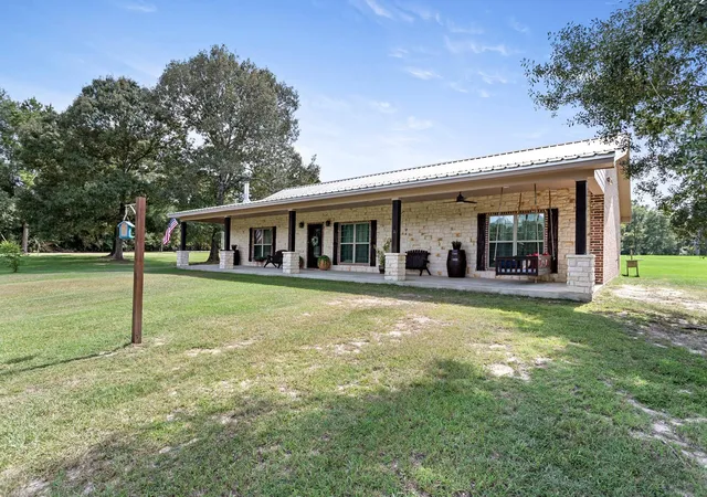 5th image of 18610 Fm 252, Kirbyville, TX 75956 | MLS# 64863659