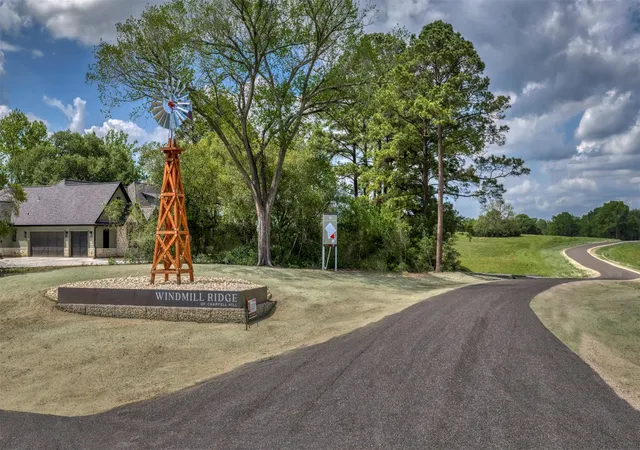 6th image of 2 21 Millwood Trail, Brenham, TX 77833 | MLS# 4334683