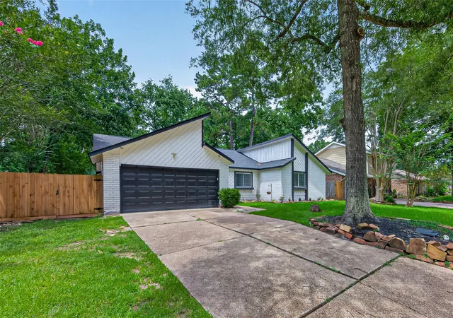 Homes for sale in Kingwood, TX | 2934 Park Garden Dr, Kingwood, TX 77339 | MLS# 10388181