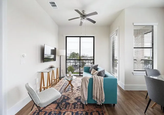Homes for sale in Houston, TX | 1508 Blodgett St #401, Houston, TX 77004 | MLS# 78739500