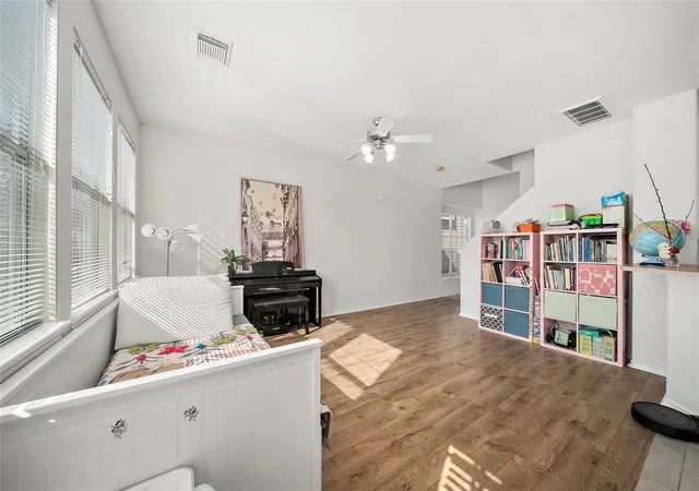 5th image of 25251 Boulder Bend Ln, Katy, TX 77494 | MLS# 45132451