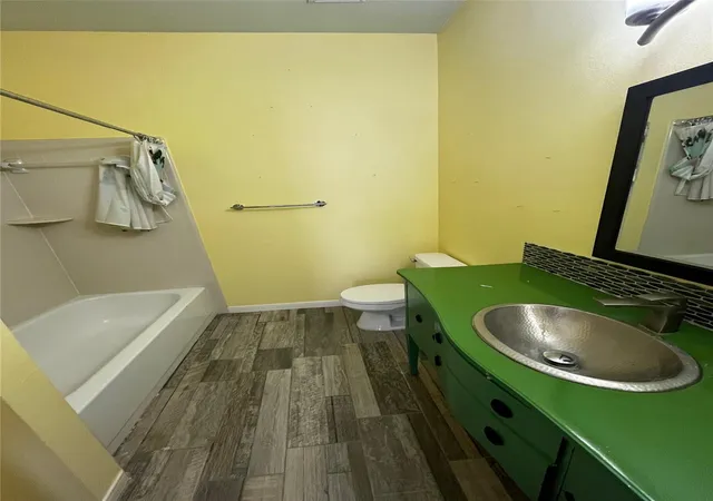 image of 4001 Tanglewilde St, Houston, TX 77063