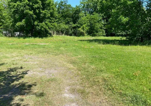 Photo 2 of Land for sale at 0 Warwick Rd, Houston, TX 77093 | MLS# 9068493 | Listing updated on 2026-06-23