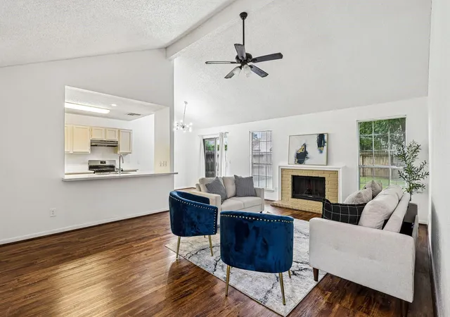 4th image of 4406 Alamo Ave, Sugar Land, TX 77479 | MLS# 60263951