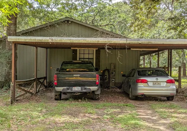 2nd image of 6099 County Road 302, Navasota, TX 77868 | MLS# 35076312