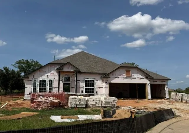 Photo 2 of Single family home for sale at 181 Peel Point Dr, Montgomery, TX 77356 | MLS# 31448550 | Listing updated on 2026-08-25