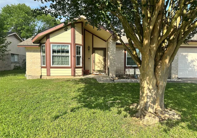 Photo 3 of Single family home for sale at 16314 N Cross Dr, Houston, TX 77073 | MLS# 96780600 | Listing updated on 2026-06-04