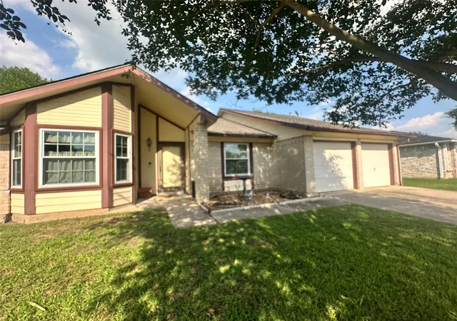 Photo 4 of Single family home for sale at 16314 N Cross Dr, Houston, TX 77073 | MLS# 96780600 | Listing updated on 2026-06-04