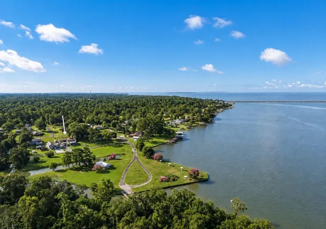 5th image of 235 Lakeview Hbr, Onalaska, TX 77360 | MLS# 32958041