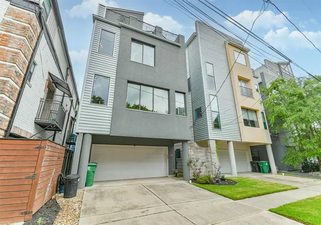 Photo 2 of Single family home for sale at 406 Pacific St, Houston, TX 77006 | MLS# 13251603 | Listing updated on 2026-08-30