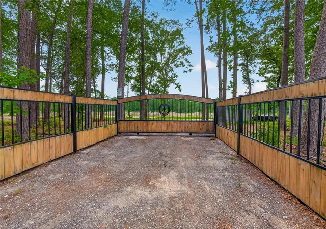 2nd image of 795 County Road 332, Cleveland, TX 77328 | MLS# 22814515