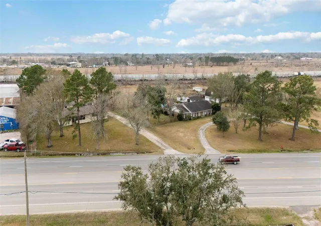 Photo 1 of Single family home for sale at 4260 E Highway 6, Alvin, TX 77511 | MLS# 46382394 | Listing updated on 2026-05-14