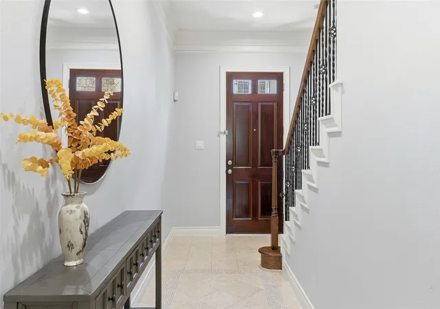 4th image of 11119 Sherwood Forest Glen Dr, Houston, TX 77043 | MLS# 98064344