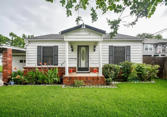 Homes for sale in Houston, TX | 7409 S Hall St S, Houston, TX 77028 | MLS# 93236677