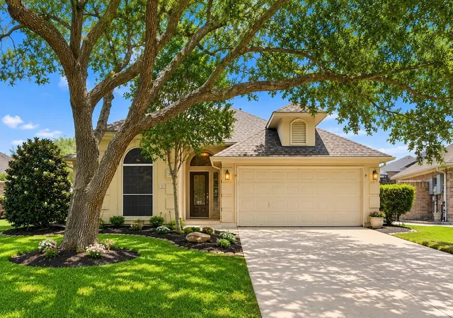 Homes for sale in League City, TX | 2311 Fairway Pointe Dr, League City, TX 77573 | MLS# 69074263