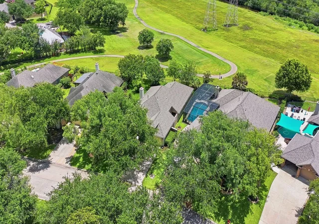 Homes for sale in League City, TX | 2311 Fairway Pointe Dr, League City, TX 77573 | MLS# 69074263