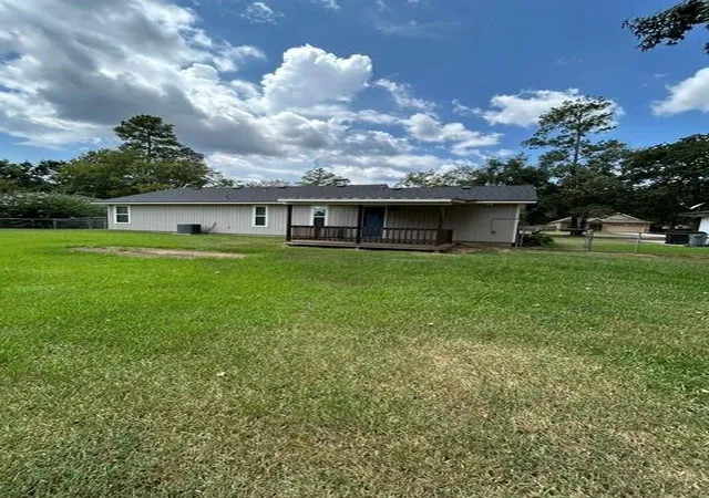 Photo 4 of Single family home for sale at 28814 Champion Oaks Dr, Magnolia, TX 77354 | MLS# 35242993 | Listing updated on 2026-09-12