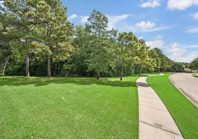 Photo 3 of Single family home for sale at 21919 Windmill Blf Ln, Katy, TX 77450 | MLS# 32521050 | Listing updated on 2026-08-20