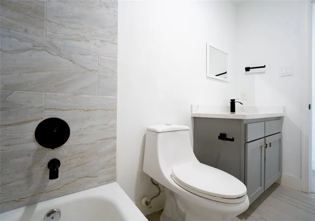 28th image of 1515 Fairbanks St, Houston, TX 77009 | MLS# 11365392