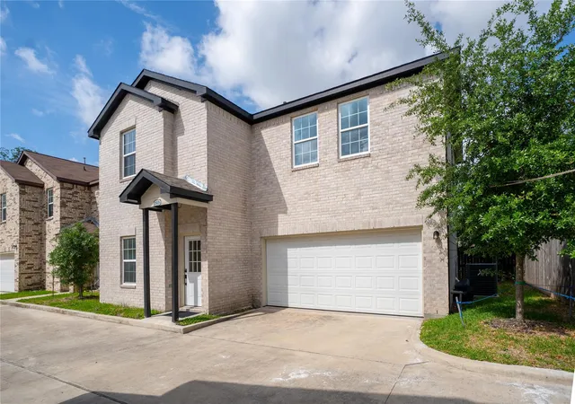 3rd image of 1515 Fairbanks St, Houston, TX 77009 | MLS# 11365392